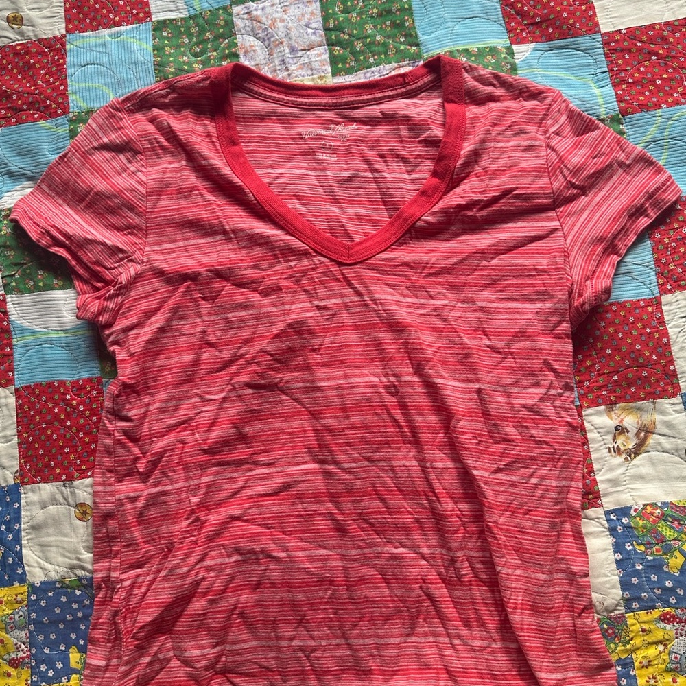 Old Navy Red Striped V-Neck T-Shirt